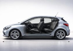 découvrez pourquoi la longueur de la renault clio 4 joue un rôle essentiel dans l'optimisation de son espace intérieur, offrant ainsi confort et praticité à ses passagers.
